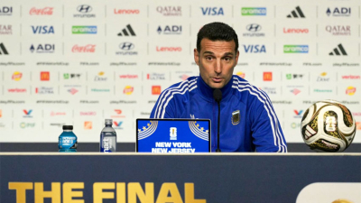 Lionel Scaloni: "La Selección Argentina juega por su gente"