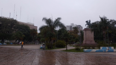 Día del Amigo gris y con lloviznas: anuncian tormentas para este martes