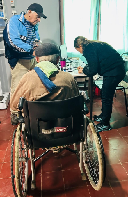 Jornada de atenciones en el Km 100