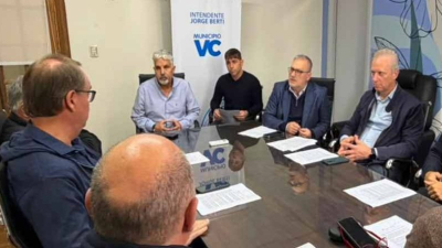 "Pagamos tres veces por esta ruta, no se entiende qué festeja el gobernador"