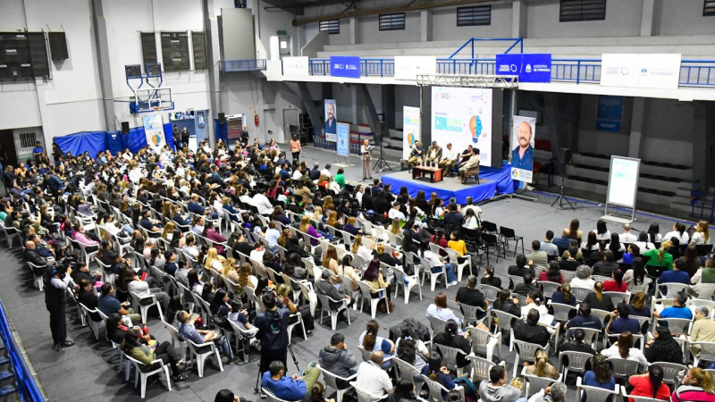 Encuentros docentes de educación digital en todos los niveles educativos