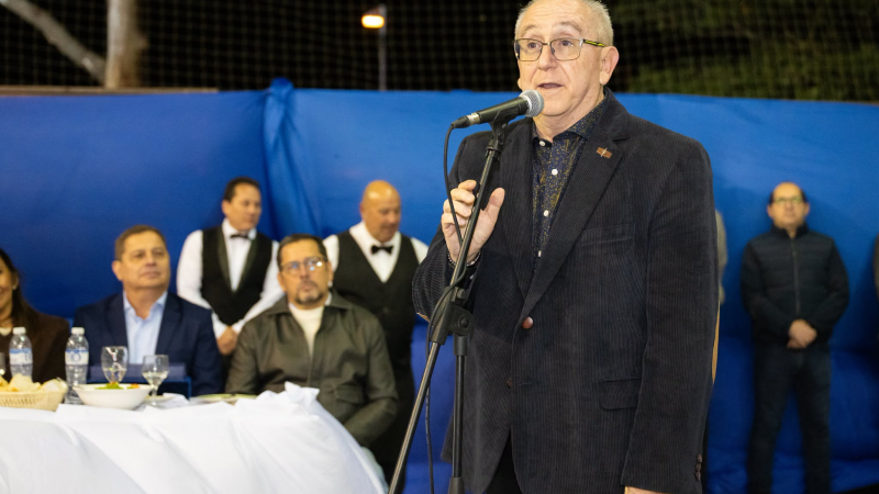 El Gobernador compartió la celebración por el 50° aniversario del Hospital de la Madre y el Niño
