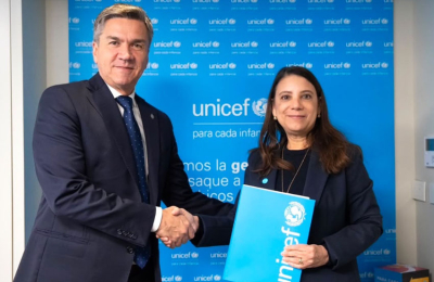 Zdero firmó con Unicef un compromiso a favor de los niños y adolescentes