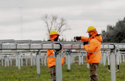 La construcción de otro parque de energía solar impulsa una amplia convocatoria laboral
