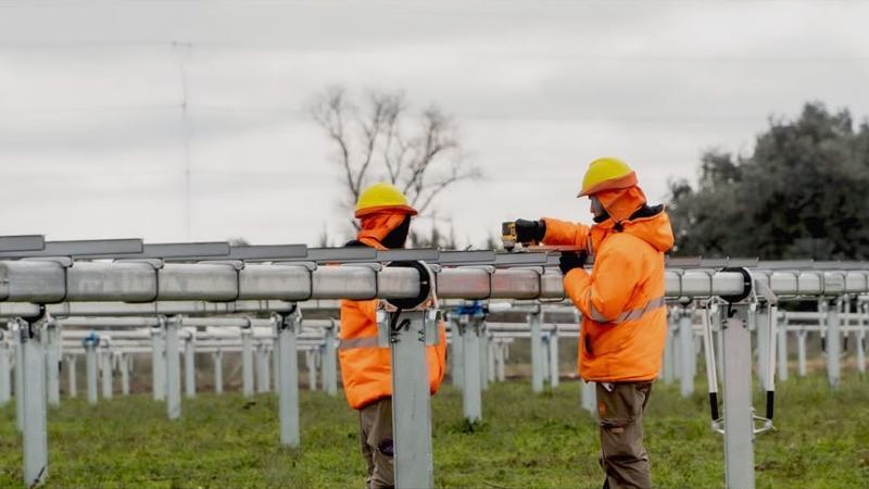 La construcción de otro parque de energía solar impulsa una amplia convocatoria laboral