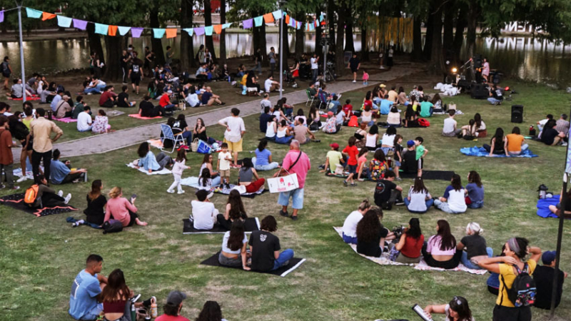Nueva edición del Festival Esto También Está Sonando