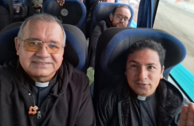 Sacerdote chaqueño brinda contención espiritual tras el sismo en Colombia