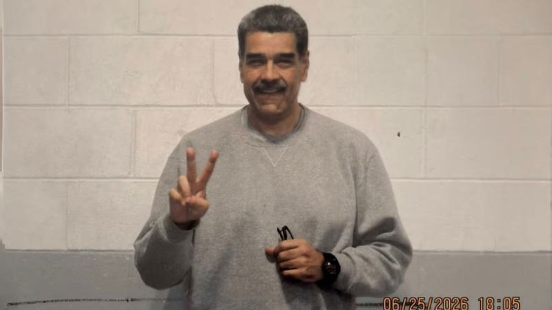Maduro reapareció desde la cárcel con fotos y un mensaje de "amor y esperanza"