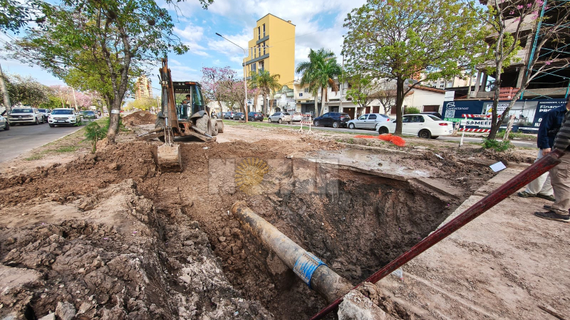 Sameep ejecuta hoy las tareas centrales de reparación del caño centenario en el centro de Resistencia