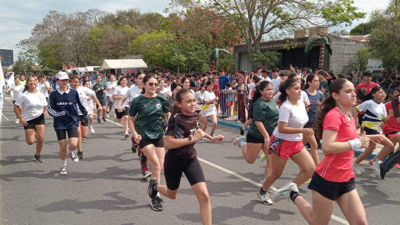 Exitosa convocatoria en la maratón estudiantil