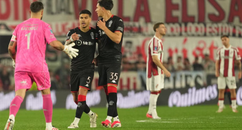 River cayó ante Huracán y no pudo meterse en zona de clasificación