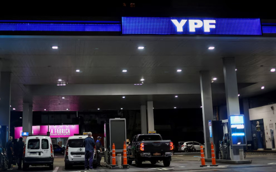 YPF confirmó un aumento de la nafta y el gasoil en un 1% 