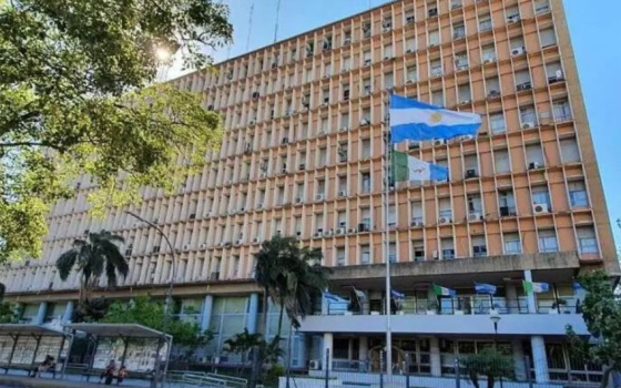 Presupuesto 2027: baja el empleo público, inversión en obras y salarios subirán 18 %