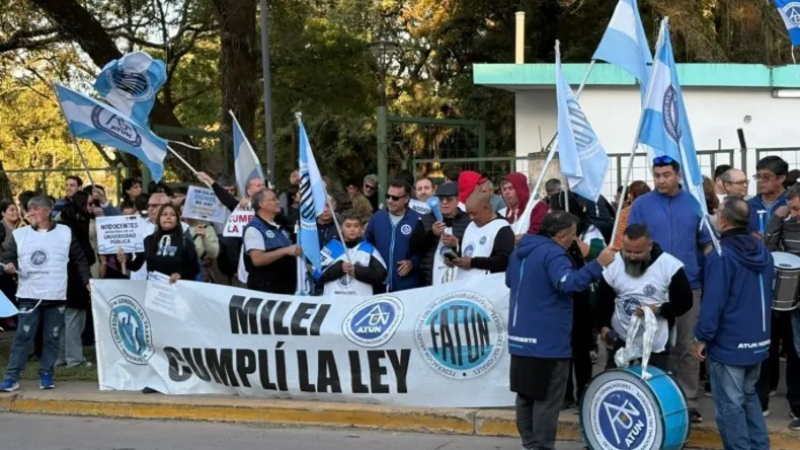 La CGT acompañó la quinta Marcha Universitaria Federal
