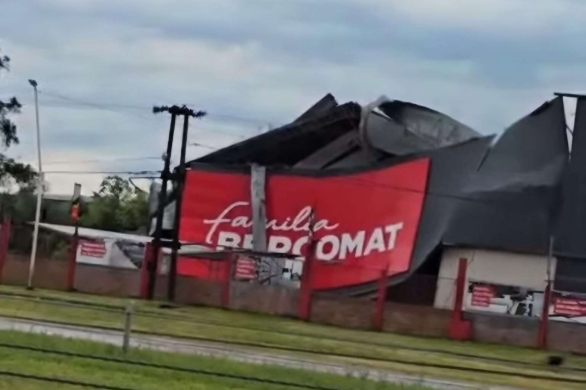 Tormenta con fuertes ráfagas de hasta 75 kilómetros por hora en Resistencia