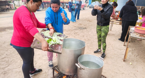 La crecida ya afecta a más de 2.200 chaqueños y crece la ayuda solidaria
