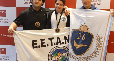 Un estudiante de Resistencia creó una incubadora automática y ganó una olimpiada nacional