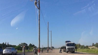 Gobierno aclaró sobre el retiro de postes de luz