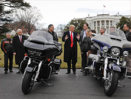 Trump motos.jpg