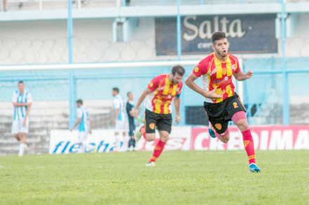 Sarmiento-Gimnasia 2.jpg