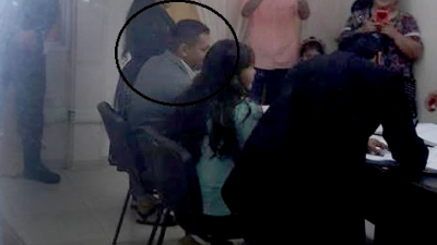 Se casó "Vampirito" Fernández: fue trasladado al Registro Civil para dar el “sí”