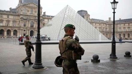 Louvre.jpg