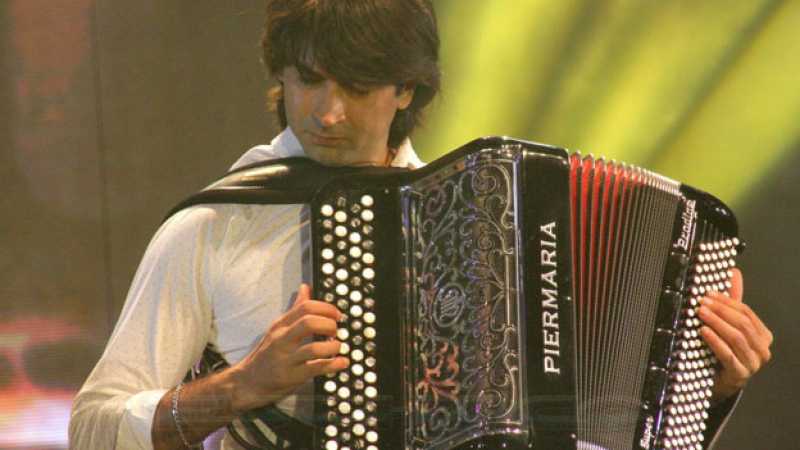 Lucas Monzón, entre los nominados a los Premios Gardel 2019
