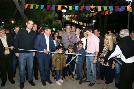 plaza2.jpg