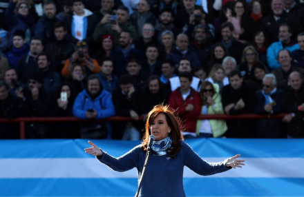 CFK acto.jpg