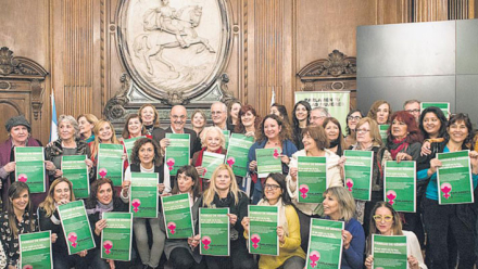 MUJERES.jpg