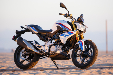 bmw moto.jpg