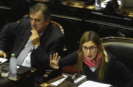 oficial.gif