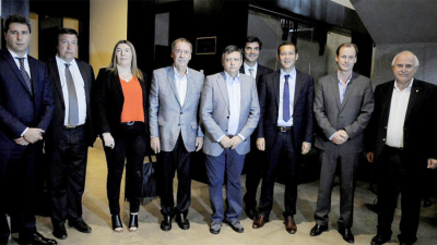 Amplia convocatoria de gobernadores en la Casa de San Juan