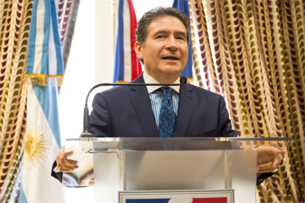 embajador.jpg