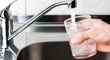 agua canilla.jpg