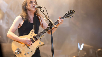 El rock de luto: Murió Malcom Young, uno de los fundadores del mítico grupo AC/DC
