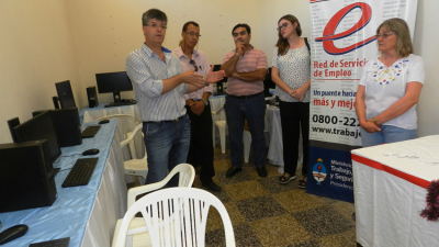 Habilitaron sala de informática en la oficina de empleo de Tres Isletas