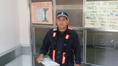 Castelli: policía ayudó a dar a luz a una mujer en el primer día del año