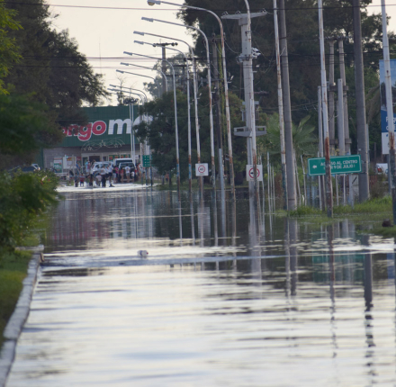 AGUA-BAJA-DE-A-POCO.jpg