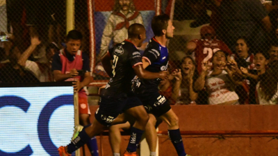 Unión sorprendió a Racing en el debut de Coudet