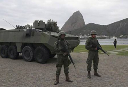 RIO-DE-JANEIRO-MILITARES3.jpg