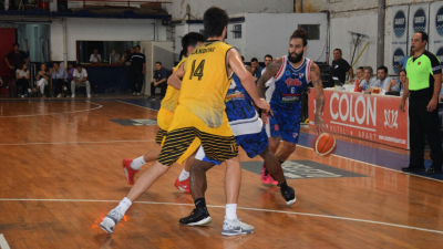 Villa dominó, hizo el desgaste y Libertad lo ganó en el final