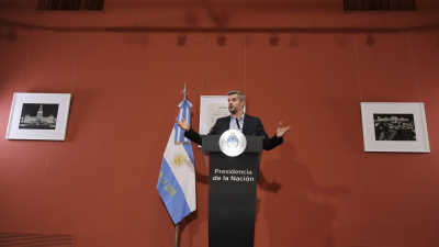 La ayuda del FMI es para "una línea de créditos que nos haga menos vulnerables", dijo Peña
