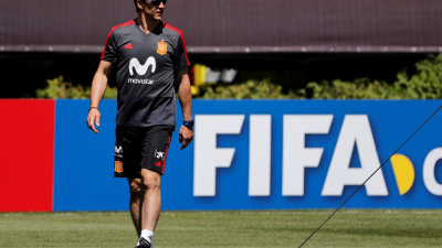 España echó al técnico Lopetegui a dos días de su debut en el mundial