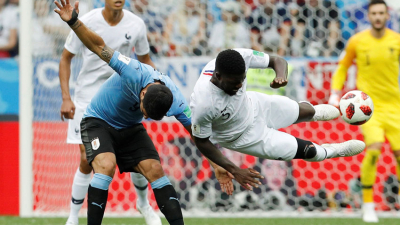 Uruguay y su defensa contra la velocidad de Francia