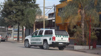 Encontraron 3 millones de pesos en una caja fuerte y en el techo del domicilio de Heffner 