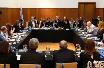 “La sensación de las provincias es que quedamos huérfanas de nuestro Ministerio de Salud”