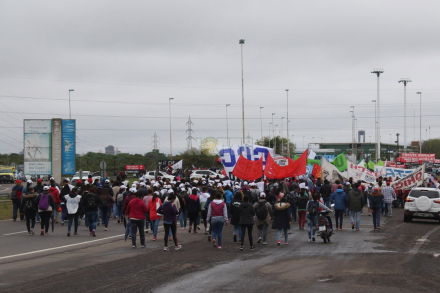 manifestacion puente 6.jpg