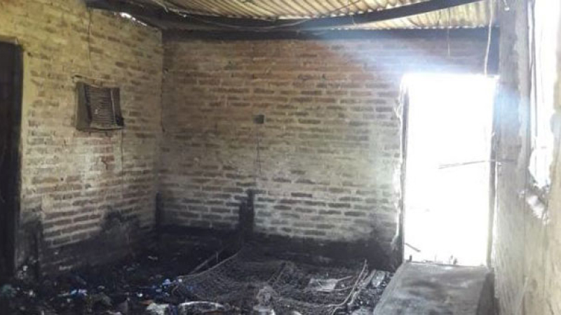 Se mantiene prófugo el hombre que incendió casa de su expareja y tres hijos