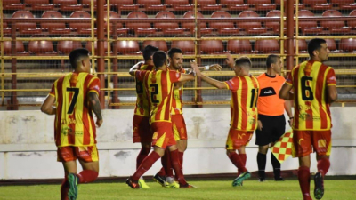 Sarmiento se subió al crucero de la victoria